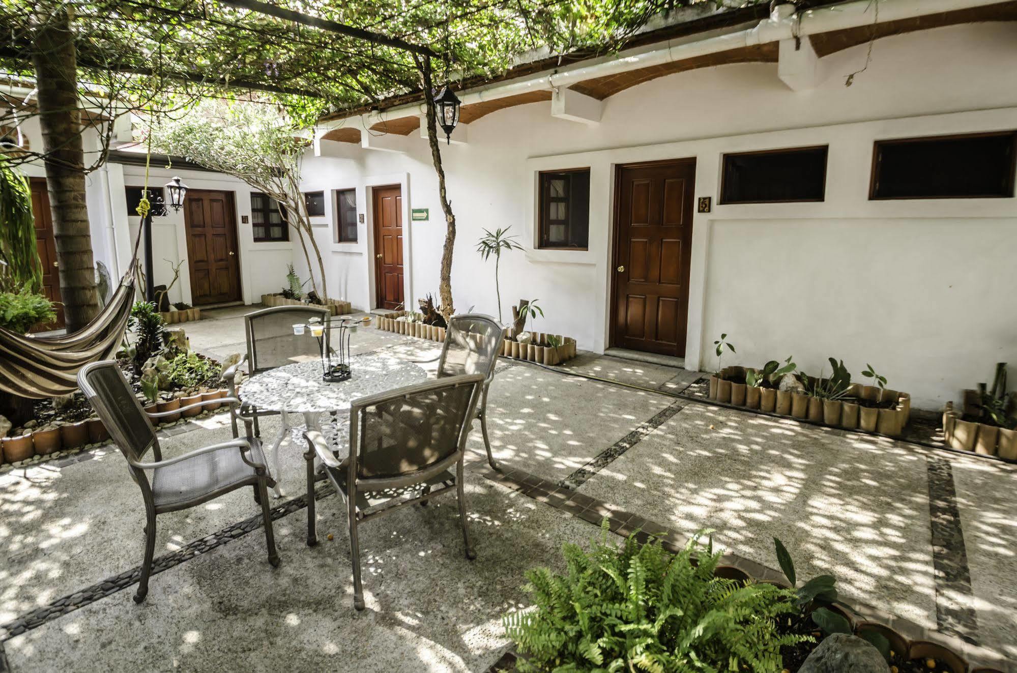 Las Mariposas Hotel & Studios Oaxaca Bagian luar foto